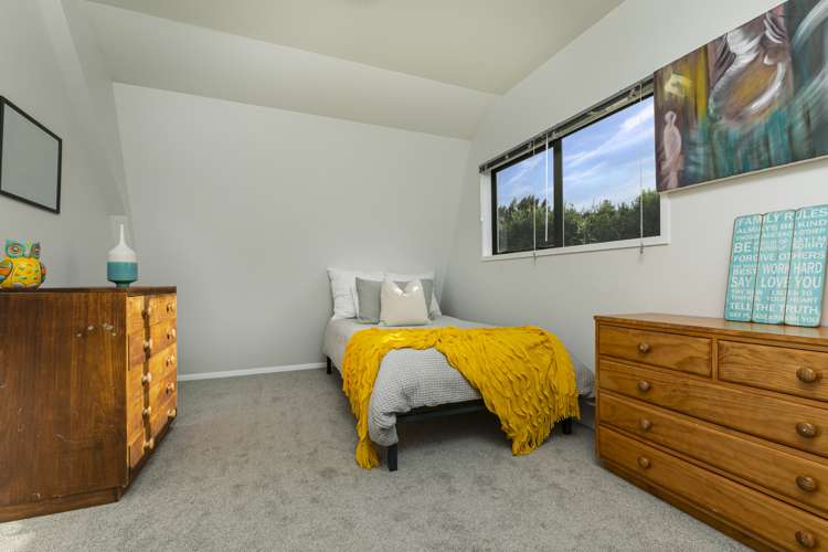 121 Elmore Road Paremoremo_8