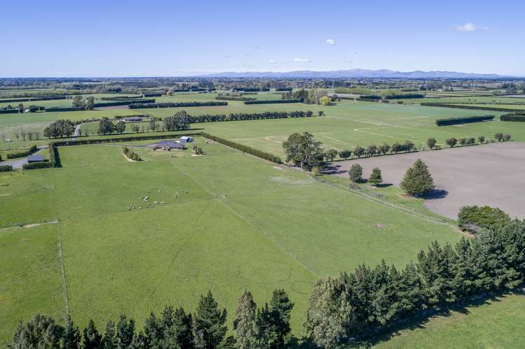 89 Bridge Road Fernside_21