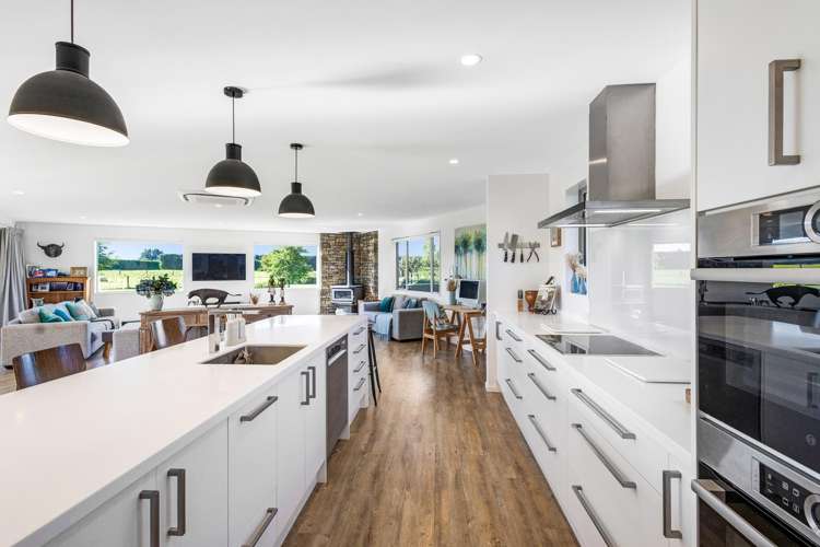 6/616 Halkett Road West Melton_8