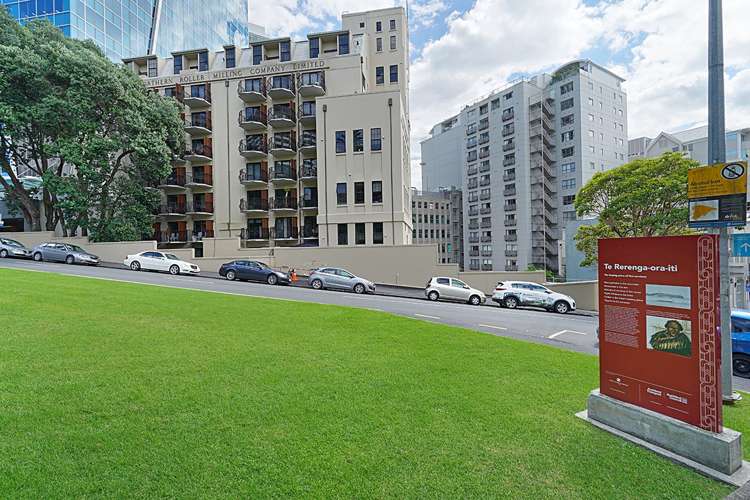 7N/23 Emily Place 10015_13