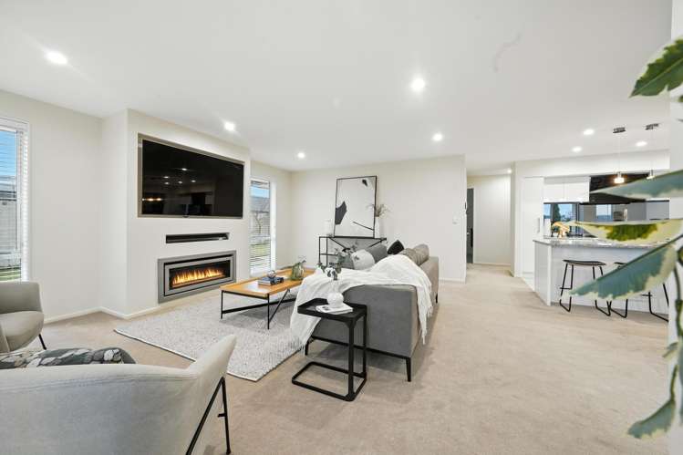 85 Tiritiri Moana Drive_2