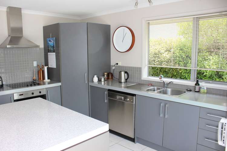 111 Ti Kouka Crescent Matarangi_5