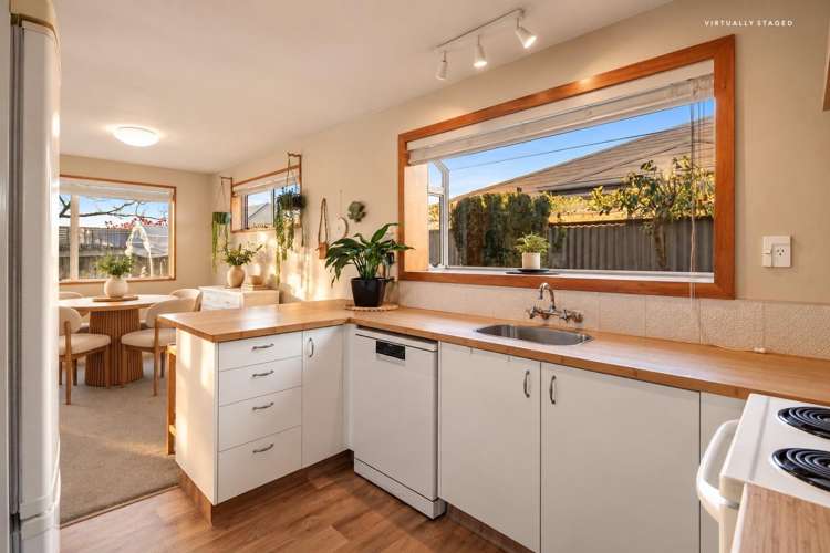 59A Ottawa Road Wainoni_1