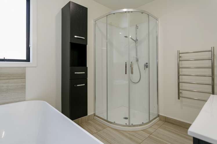 19 Parawera Drive Acacia Bay_12