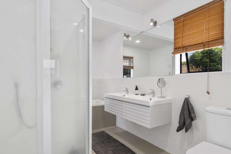 19 Paradise Place Matua_7