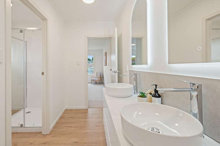 42 Ray Small Drive Pahurehure_16