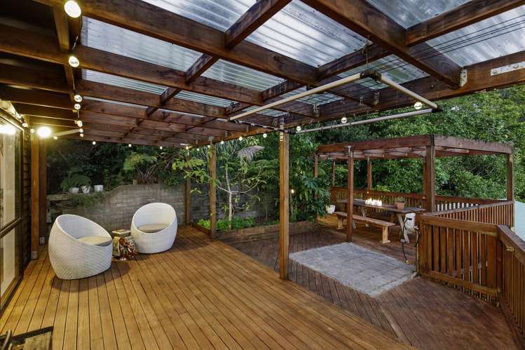 53 Lowry Crescent Stokes Valley_15