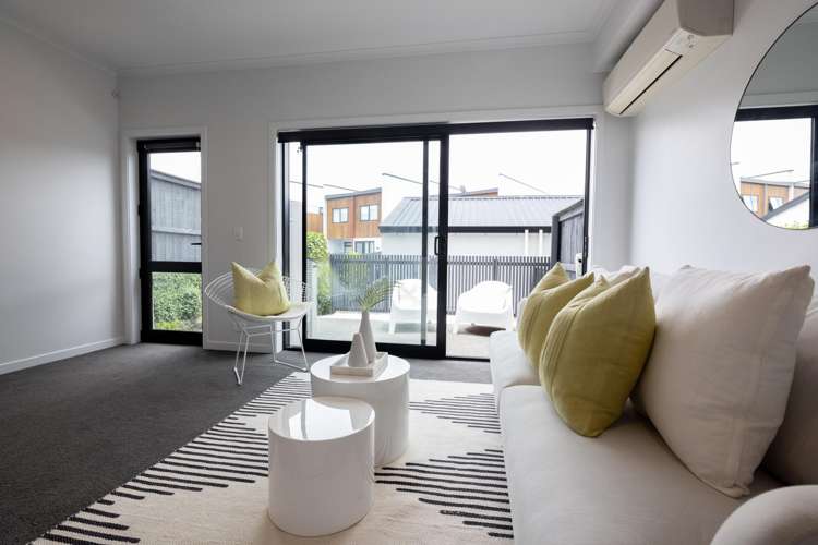 10 Alexander Willis Crescent Hobsonville_9