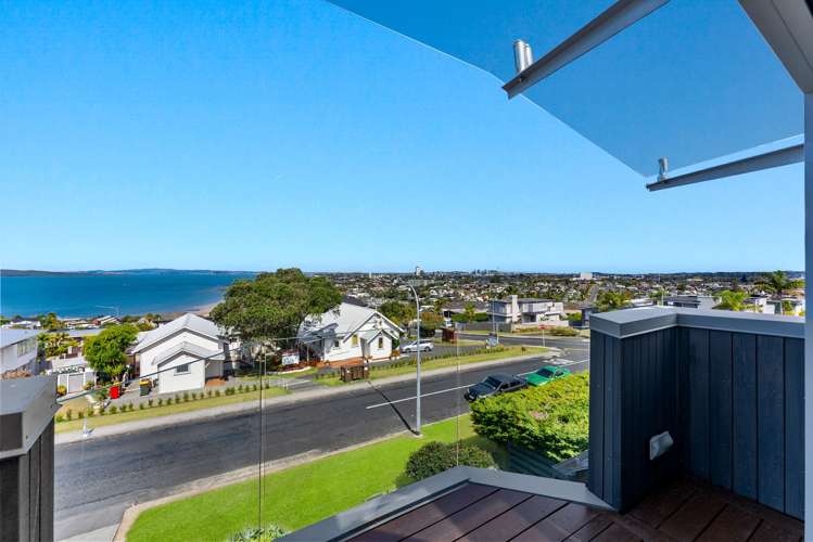 11 Katui Street Castor Bay_43