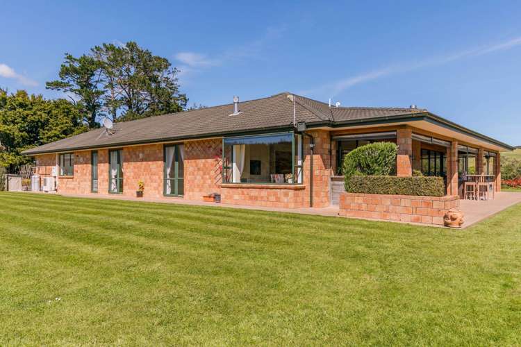 748 Weranui Road Wainui_1