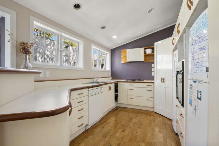 82 The Drive Epsom_8