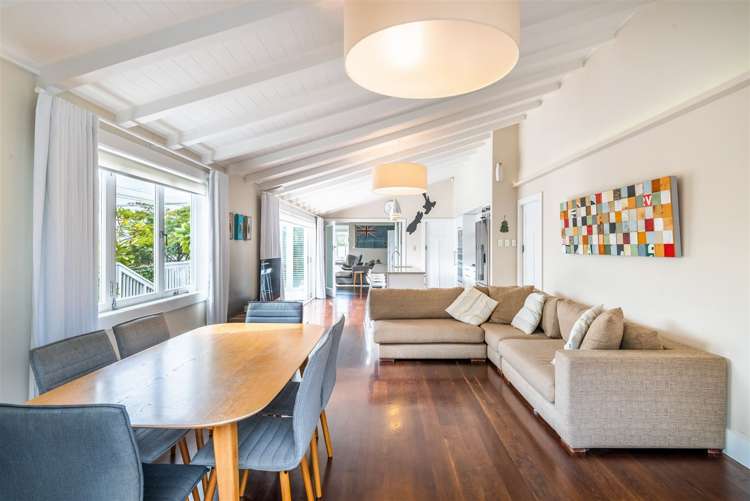 30 Old Lake Road Narrow Neck_6