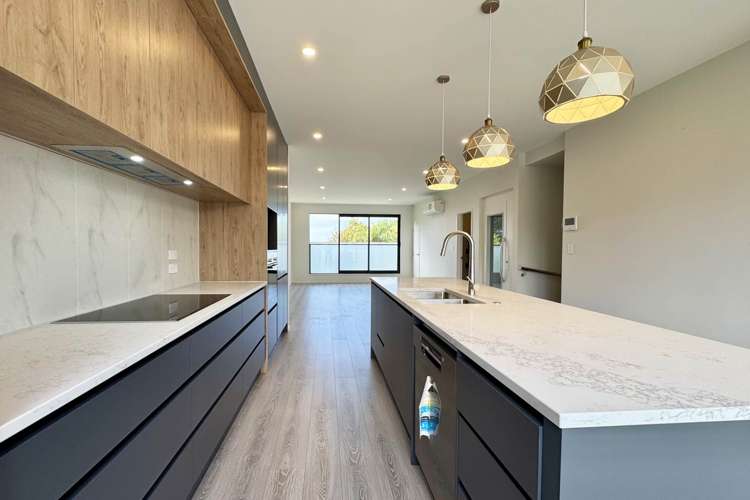 5/20 Penzance Road Mairangi Bay_8