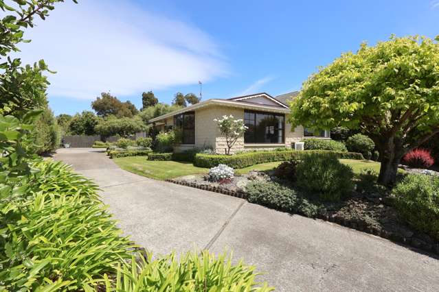 Family Home on Gimblett Street!