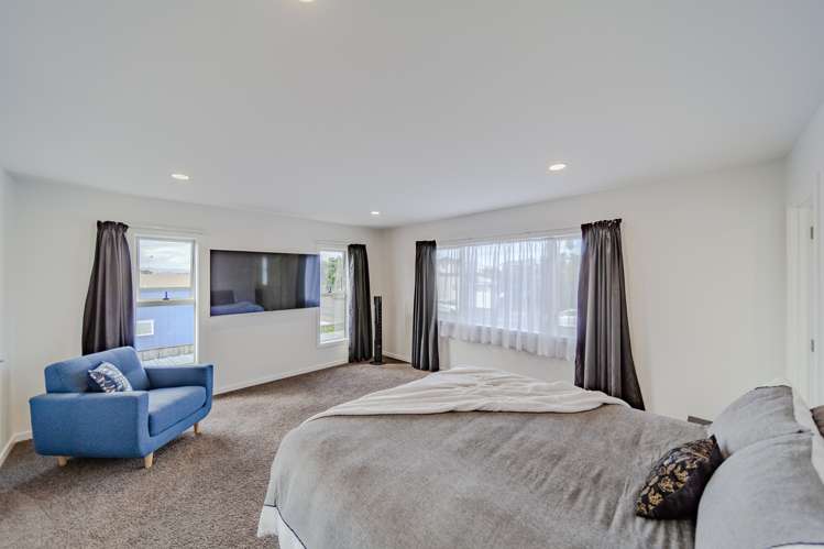 168 Charles Street Westshore_18