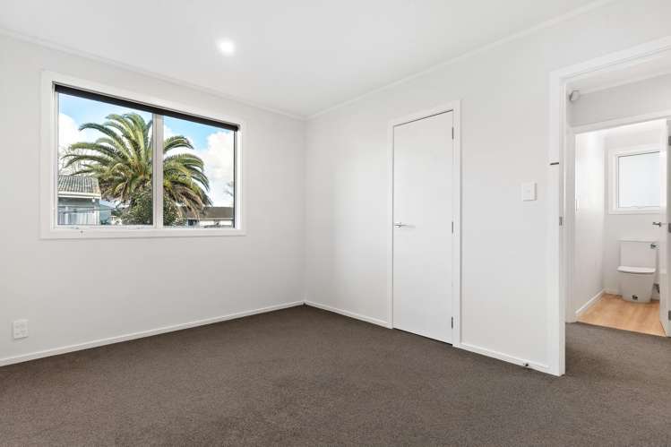 14 Hilda Road Favona_11