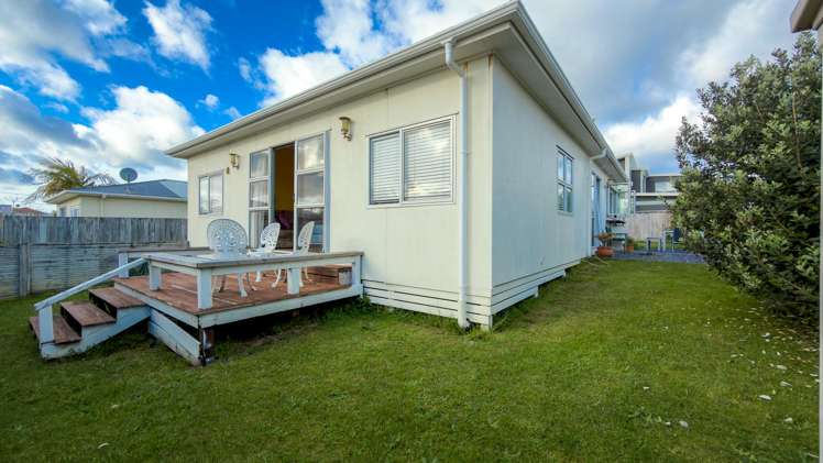 223B Ocean Road Whangamatā_14