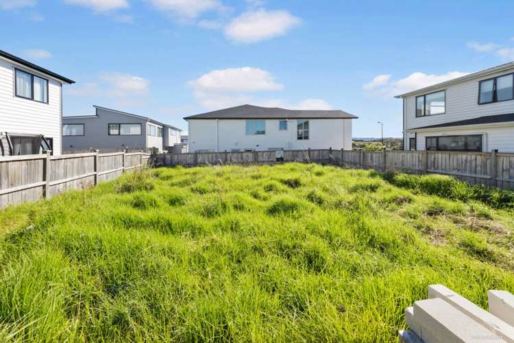 15 Treloar Crescent Hobsonville_6