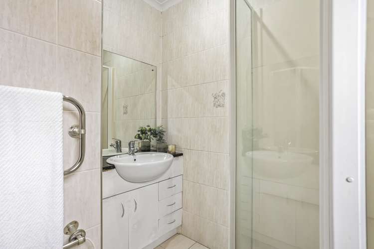 29 Killygordon Place Massey_12