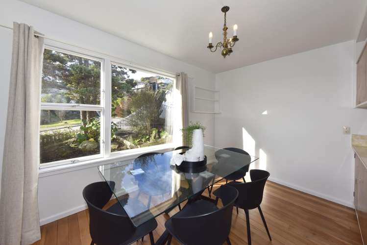 1/2 Conifer Place Huntsbury_9