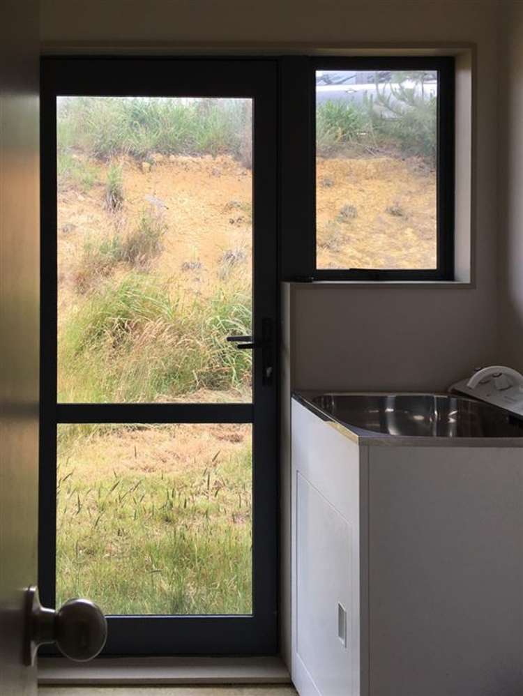 70 Churton Road Kaingaroa_10