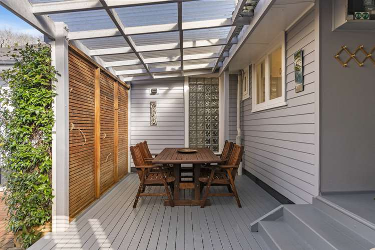 14 Mountbatten Avenue Hillcrest_17