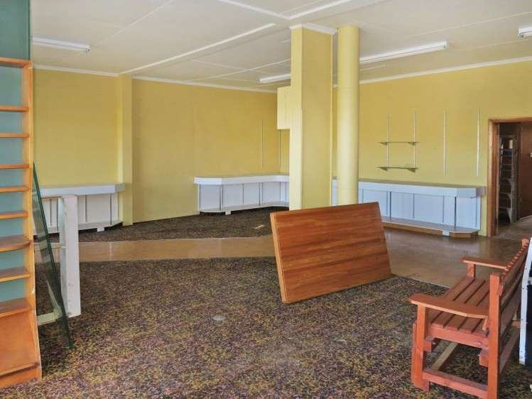 26 Waikawa Road Owaka_11