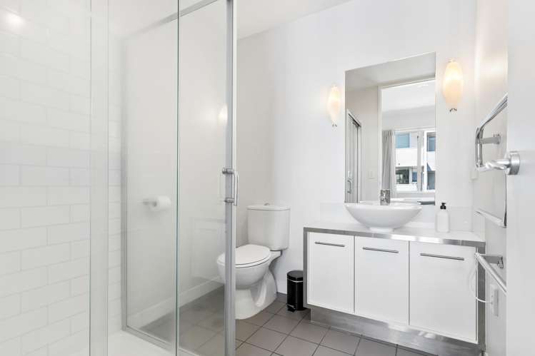 19 Fisher-Point Drive Auckland Central_22