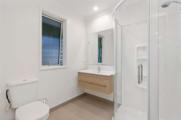 16 Ellesmere Close Pyes Pa_13