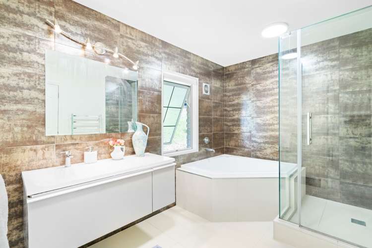 105 Grassmere Road Henderson Valley_34