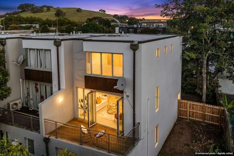 21F Mauranui Avenue_0