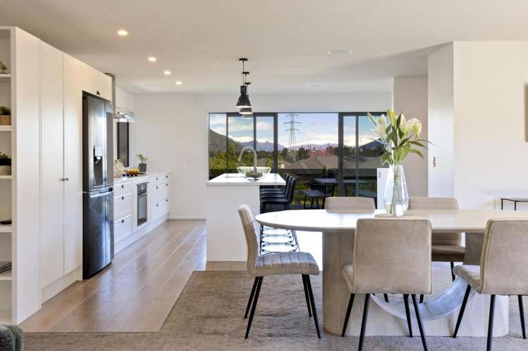 6 Oxfordshire Avenue Lower Shotover_10