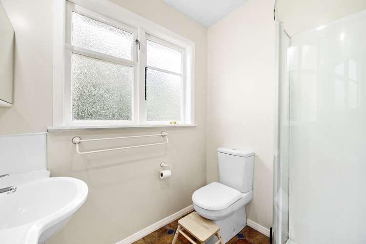 41 Waitohu Road York Bay_9