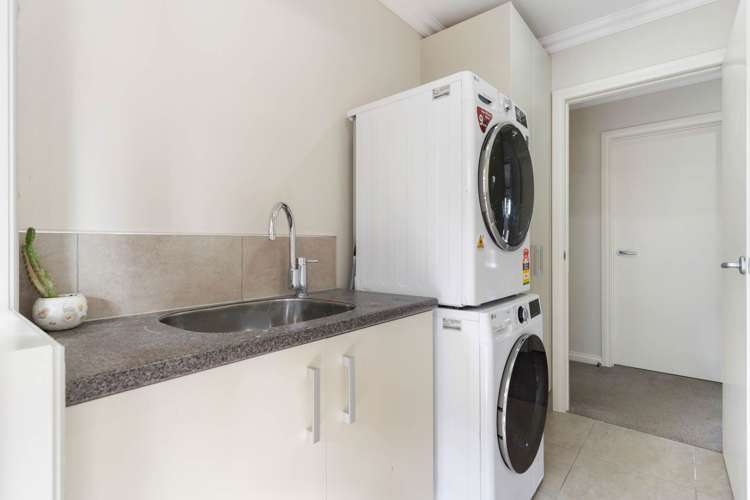 14 Armstrong Farm Drive East Tamaki Heights_26