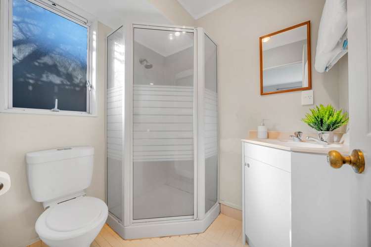 3/7 Frost Road Mt Roskill_6