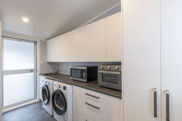 27 Tukapa Street Westown_4