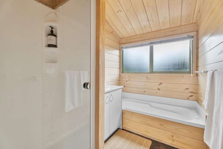 27 Tui Street Oneroa_16