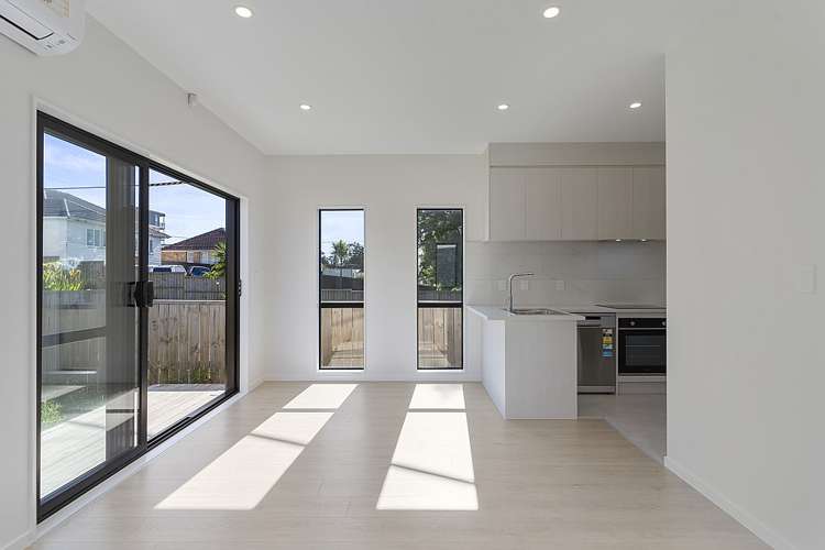 2/47 Arawa Street New Lynn_2