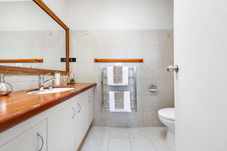 21 Fieldstone Court Northpark_11