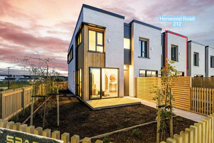 212 Henwood Road_0