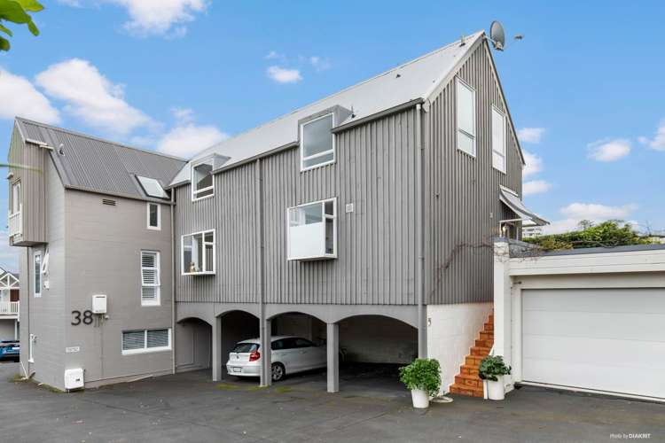 5/38 Kitchener Road Milford_36