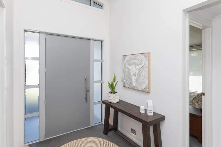 2 Fisher Place Lytton West_7