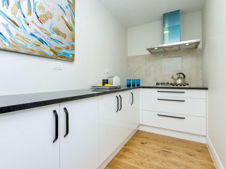 8 Bounty Road Long Bay_5