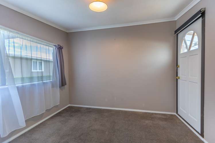 21 Station Road Whakatu_24