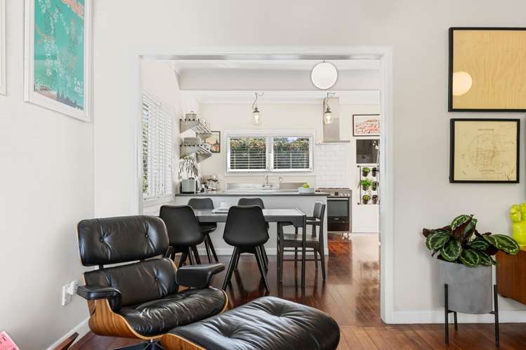 8 Viewland Avenue Onehunga_11