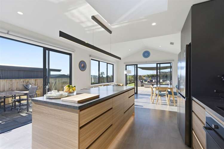 54 Les Wakefield Road Mapua_1