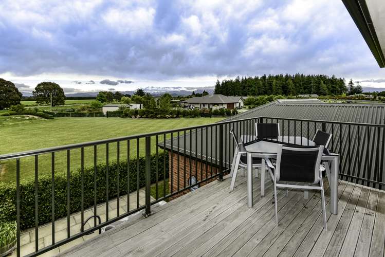 17 Mchugh Crescent Darfield_12