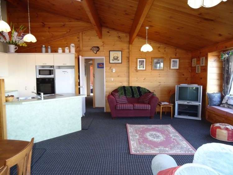 207 Grafton Road Thames_2