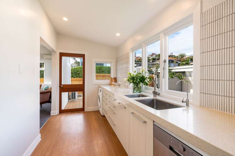 8 Maybank Street North East Valley_1