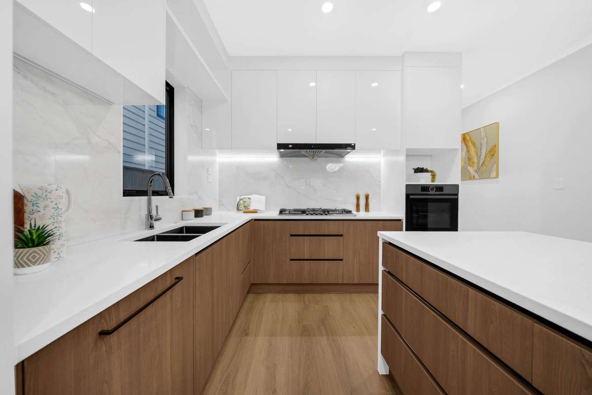 21 Obelus Road_4